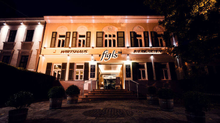 Entrance to Figls restaurant in Vienna’s Grinzing district.