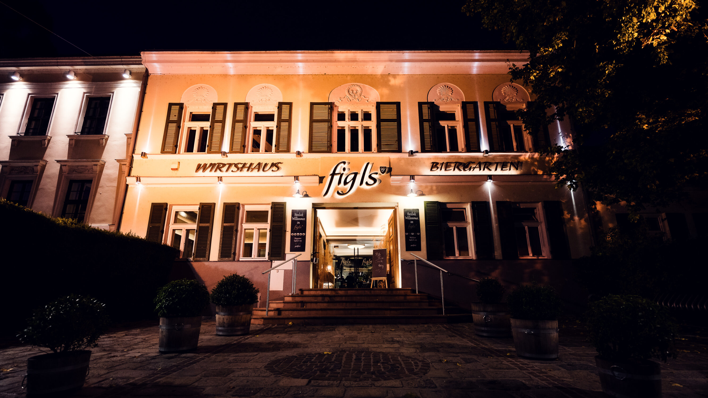 Figls Restaurant - 10