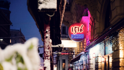 Outside of 1516 Brewing Company in the winter.