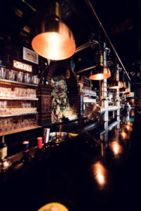 Die Bar bei 1516 Brewing Company