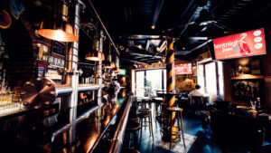 Innenbereich bei 1516 Brewing Company