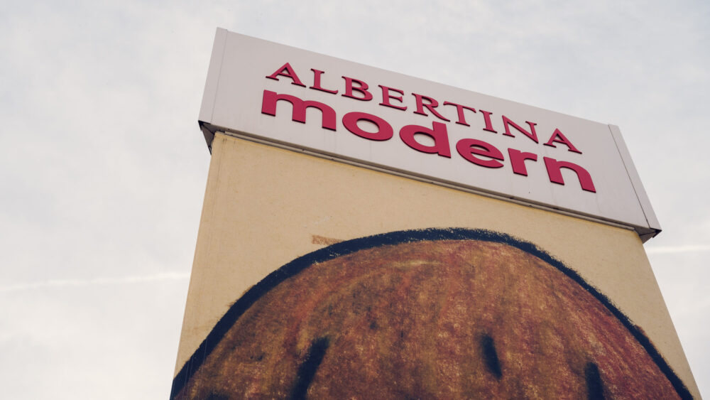 The minimalist design of Albertina Modern contrasts with the dynamic art showcased inside.