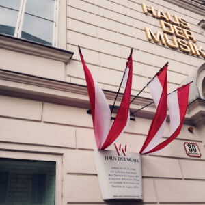 Facciata del Haus der Musik a Vienna.