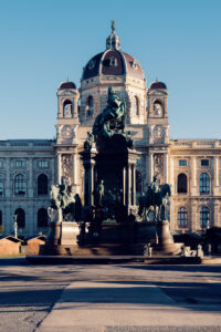 Das Maria-Theresien-Denkmal vor dem Kunsthistorischen Museum Wien