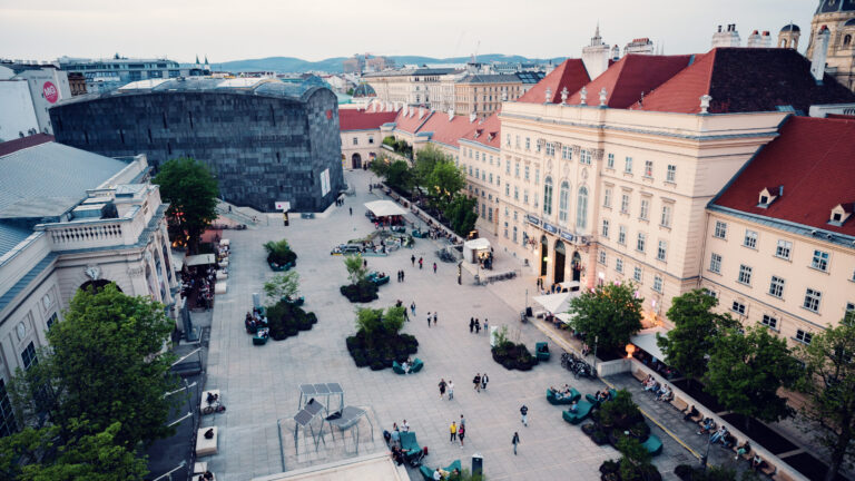 MuseumsQuartier & Neubau