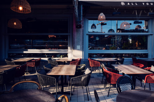 A sunny summer day on the outdoor terrace of augenwide in Vienna.