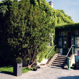 Historic entrance vestibule at Pfarrwirt.