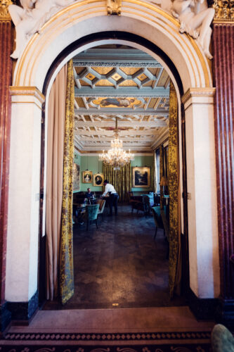 Charming decor inside Gerstner K. u. K. Hofzuckerbäcker, enhancing the refined Viennese café experience.