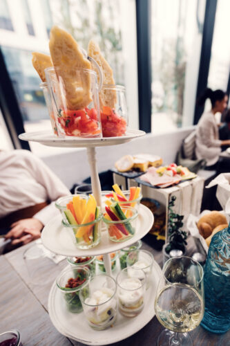 Weekend brunch scene at Das Glashaus.