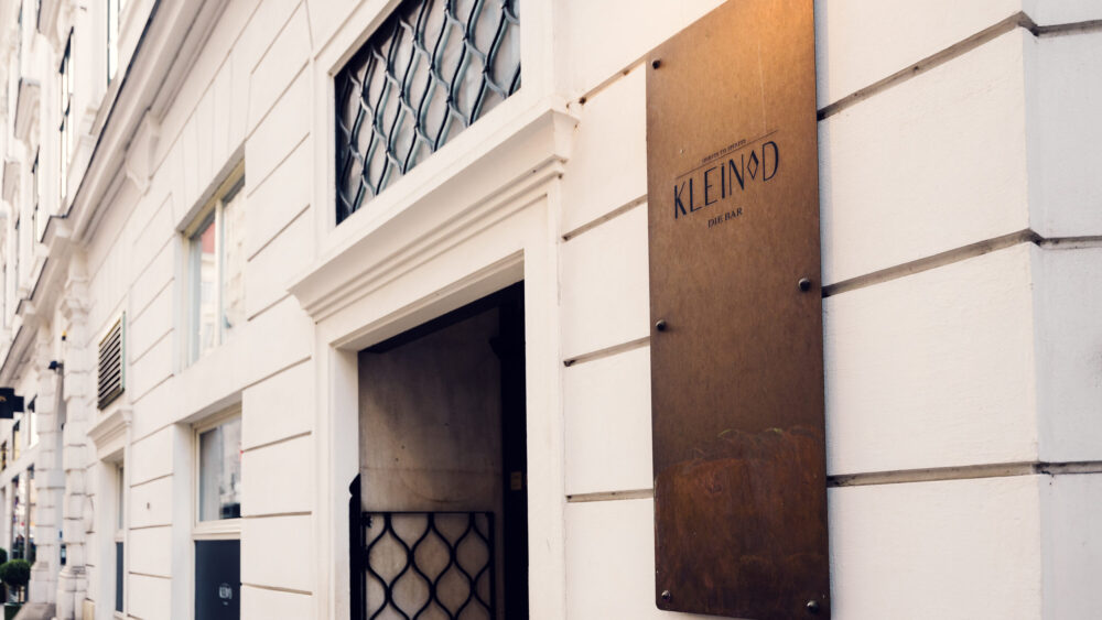 Historic entrance of Kleinod Bar Vienna.