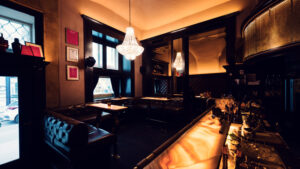 Intimate table setting at Kleinod Bar.