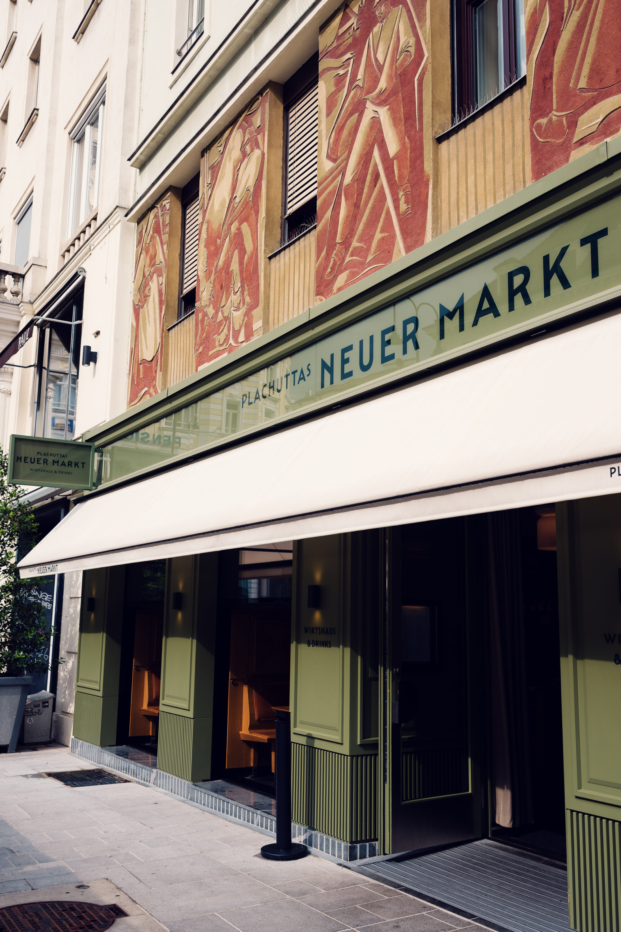 Entrance of Plachutta´s Neuer Markt in Vienna.