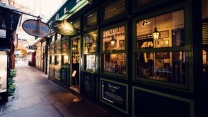 Street view of Figlmüller Wollzeile location in Vienna's historic city center.