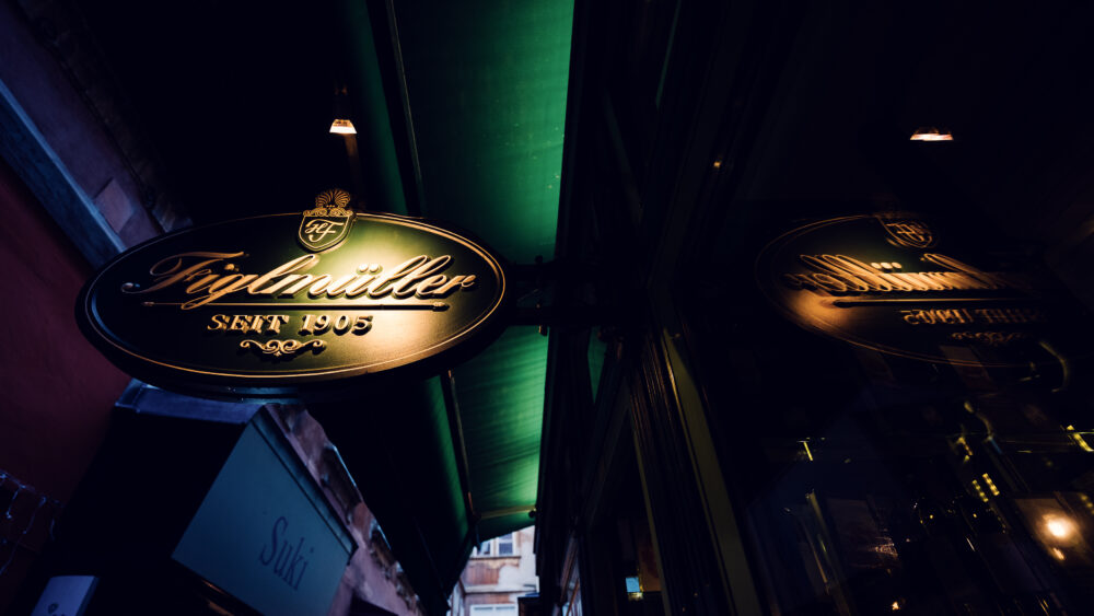 Figlmüller Wollzeile restaurant facade with traditional Viennese architectural details.
